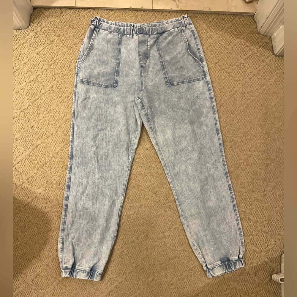 BlankNYC Women's Jogger Denim Size Medium EUC